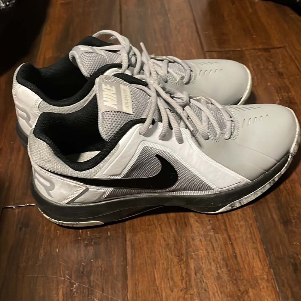 Nike Air Mavin 9 Wolf Grey, White, Black Lace Up Low Basketball Shoes
